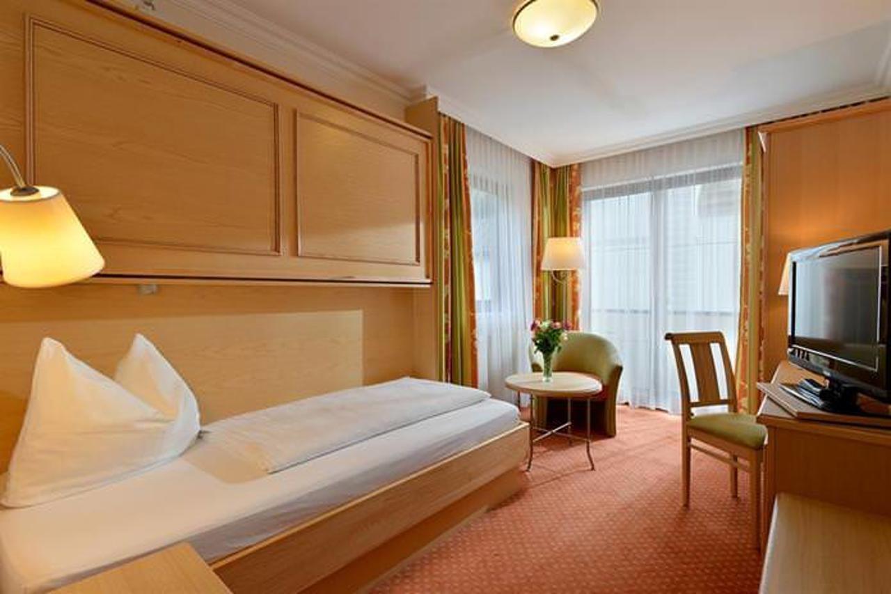 Ferienhotel Hoppet ฮาร์ทอิมซิลลาทาล ภายนอก รูปภาพ